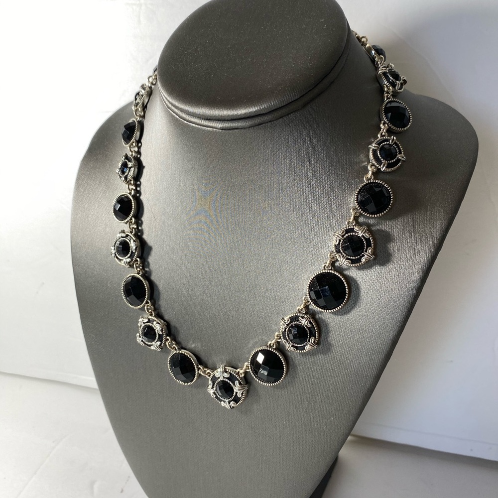 NAPIER WOMEN’S FASHION BLACK NECKLACE - Picture 3 of 6